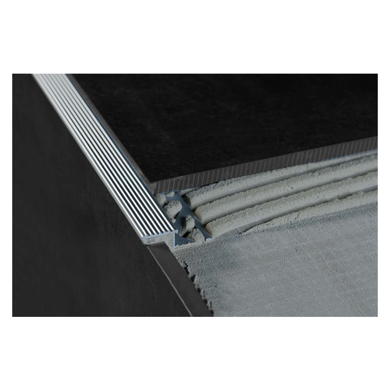 Protuklizni profil za stepenice 11 mm x 2,5 m - MACAN PT Step Solid eloksirani 110/250